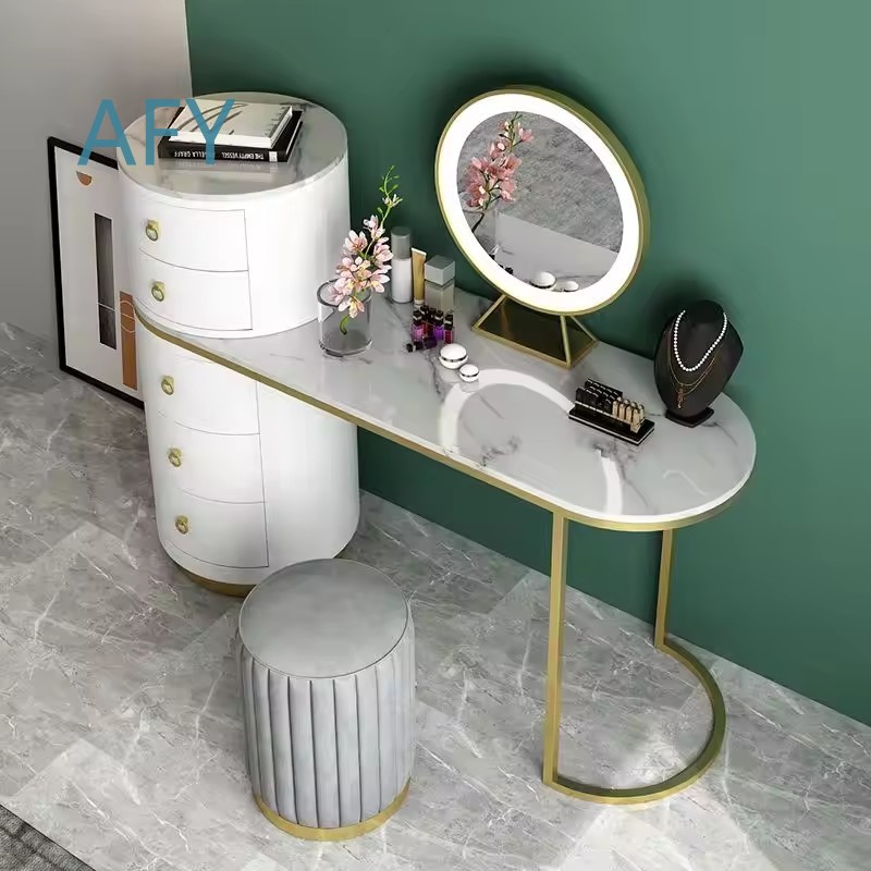 طاولة تغيير حفاضات عصرية رائجة - مراجعة Baby Nursery Furniture Sale وسعره